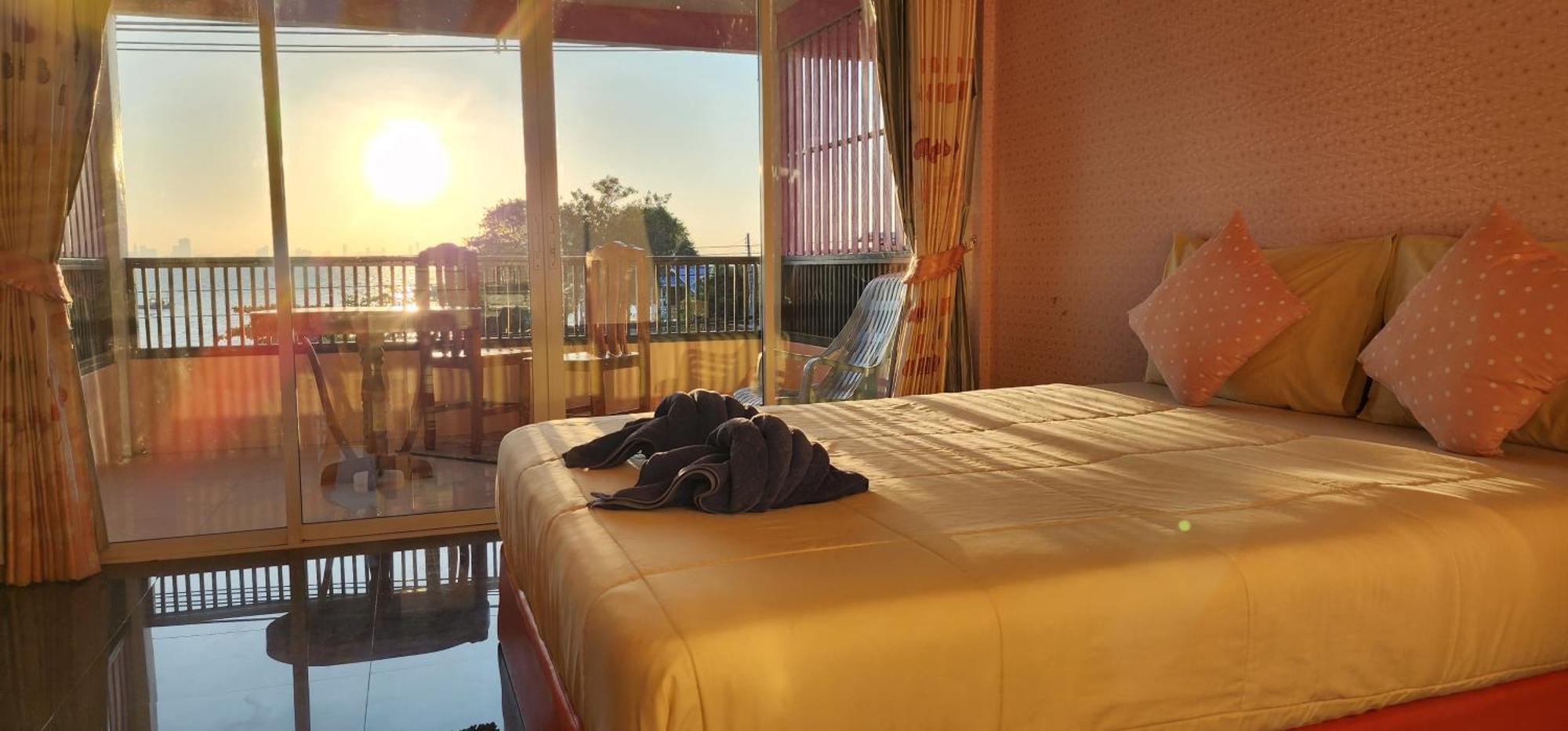 Puttaraksa Kohlarn Hotel Luaran gambar