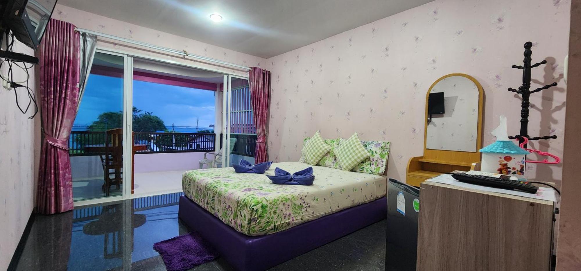 Puttaraksa Kohlarn Hotel Luaran gambar