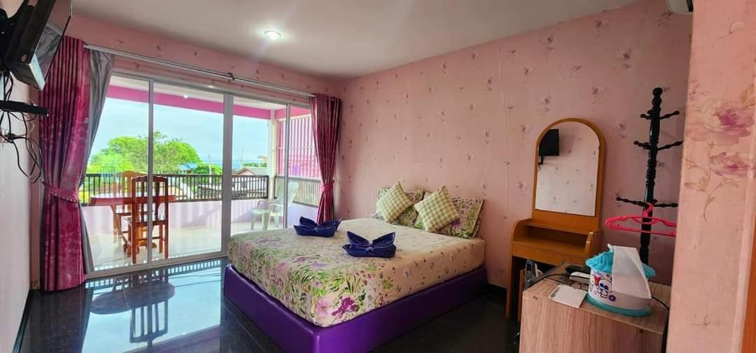 Puttaraksa Kohlarn Hotel Luaran gambar