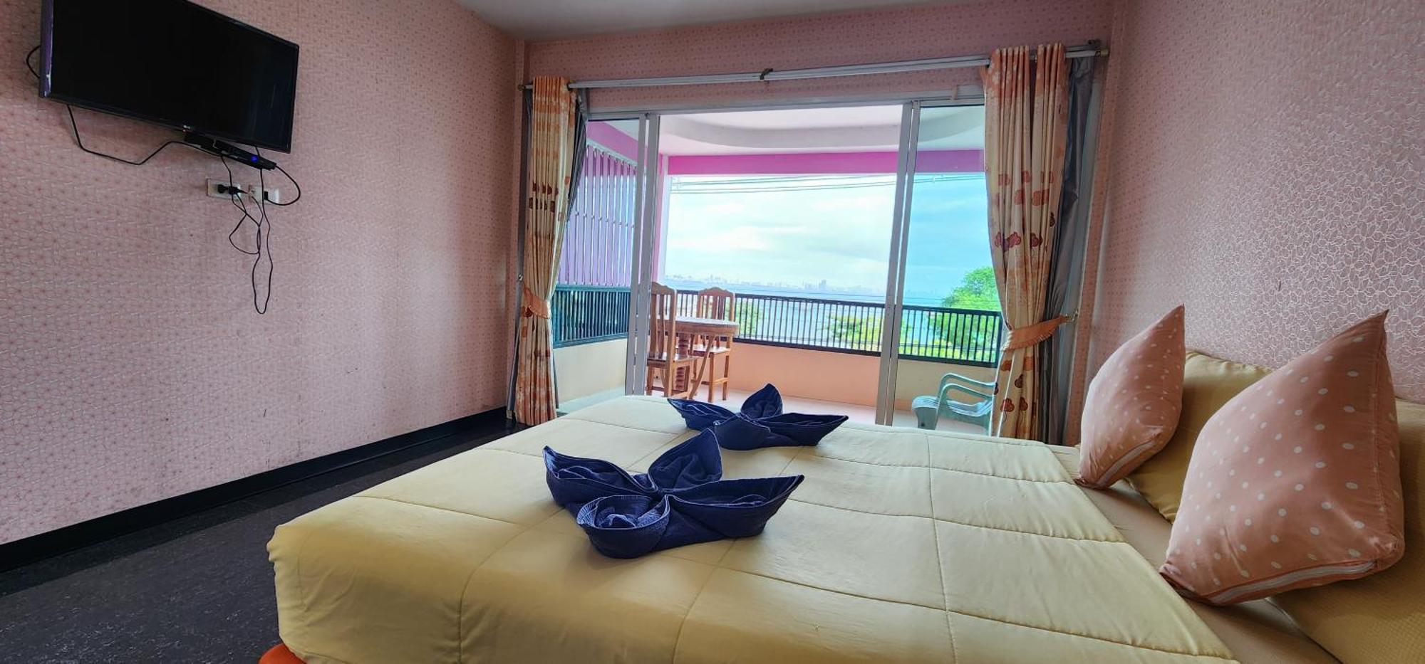Puttaraksa Kohlarn Hotel Luaran gambar