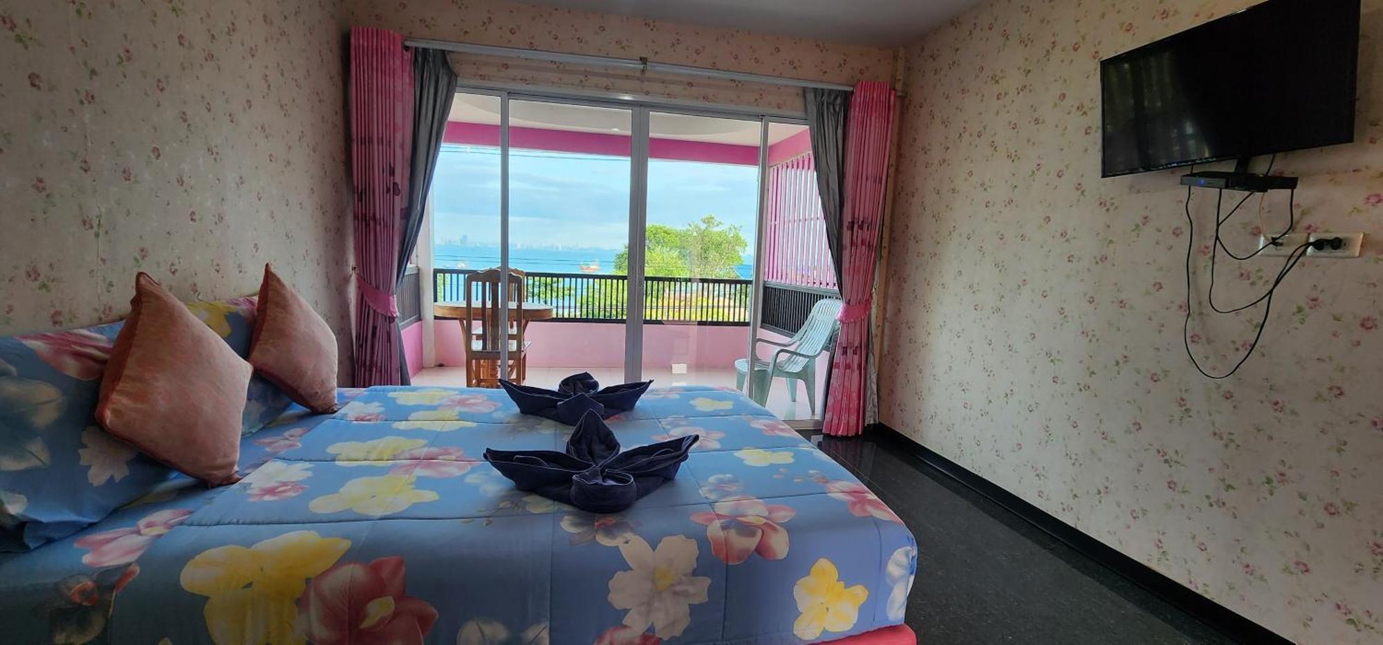 Puttaraksa Kohlarn Hotel Luaran gambar