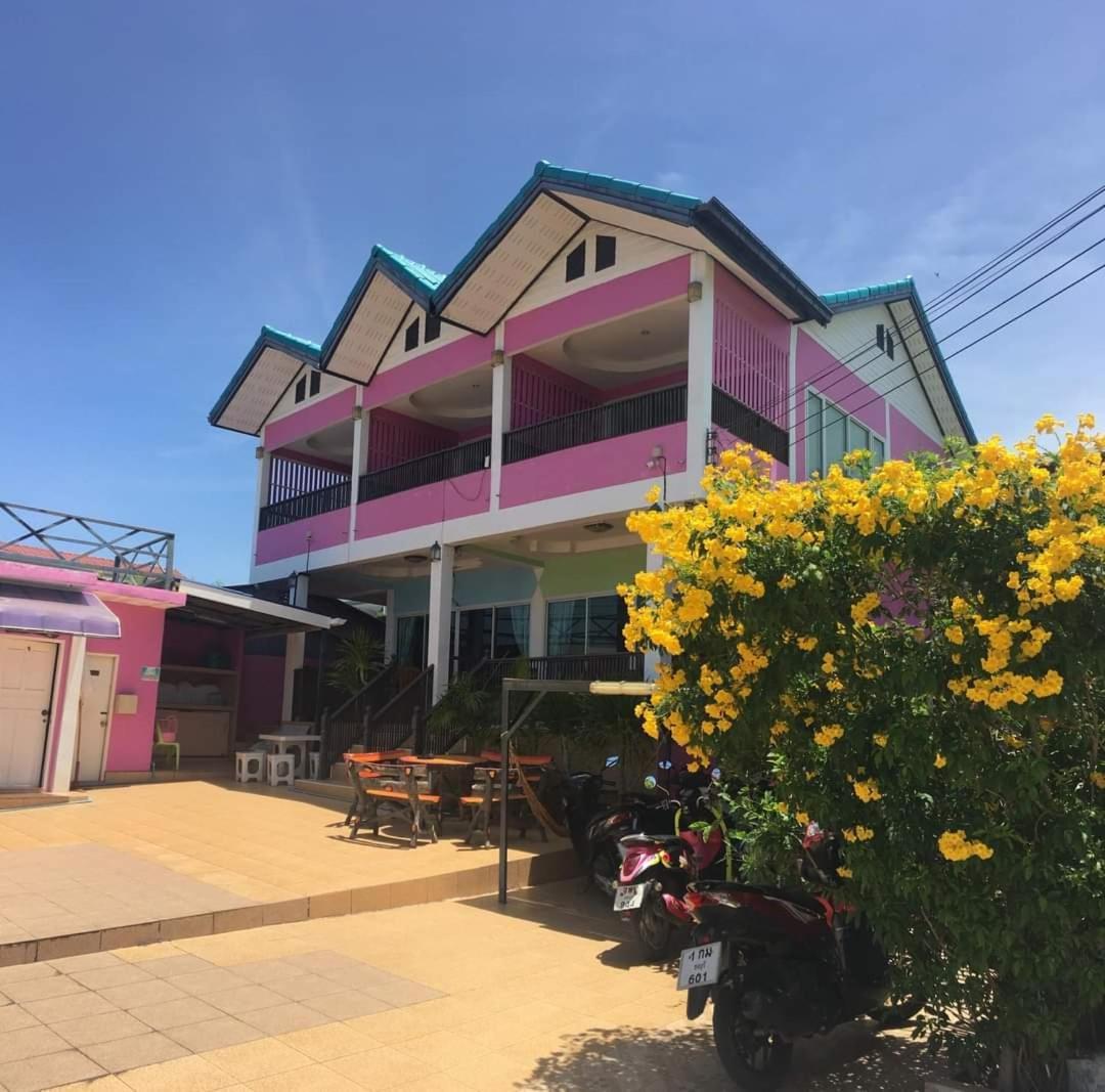 Puttaraksa Kohlarn Hotel Luaran gambar